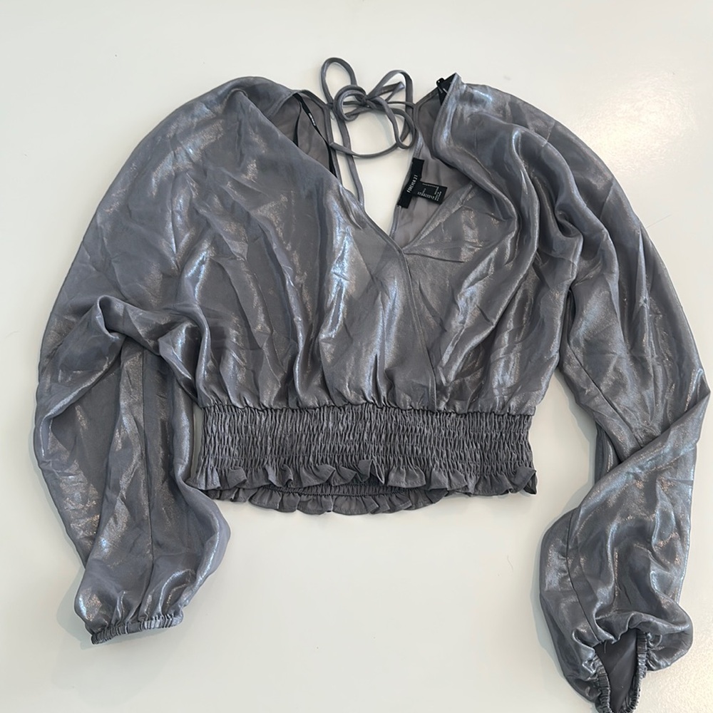 Forever 21 sheer top! Silver Small